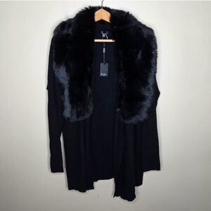 NWT Vila Milano | Black Cardigan with Removable Faux Fur Collar Size Large